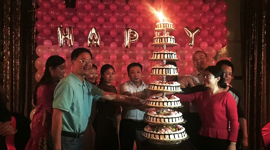 一路有你，盡顯方成雄風(fēng)，攜手共進(jìn)，再創(chuàng)輝煌